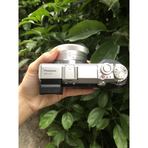 Máy ảnh Panasonic Lumix DMC-GX7 Bạc