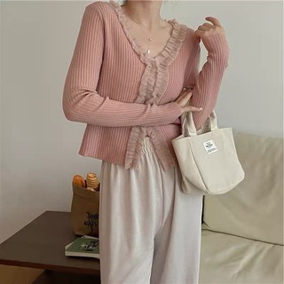 Áo len hồng cổ tim viền bèo