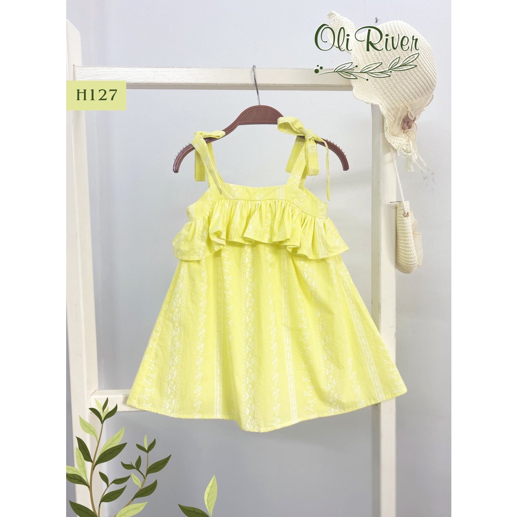 Váy thiết kế 2 dây chất thô cotton rất mát, vải mềm mịn cho bé gái.