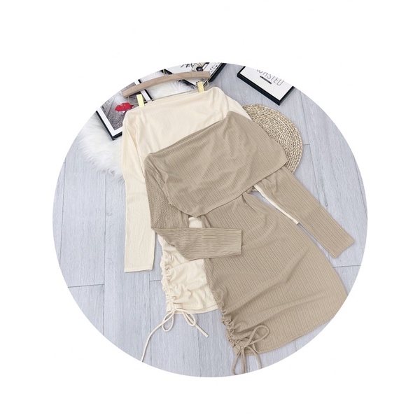 Đầm body bẹt vai rút dây