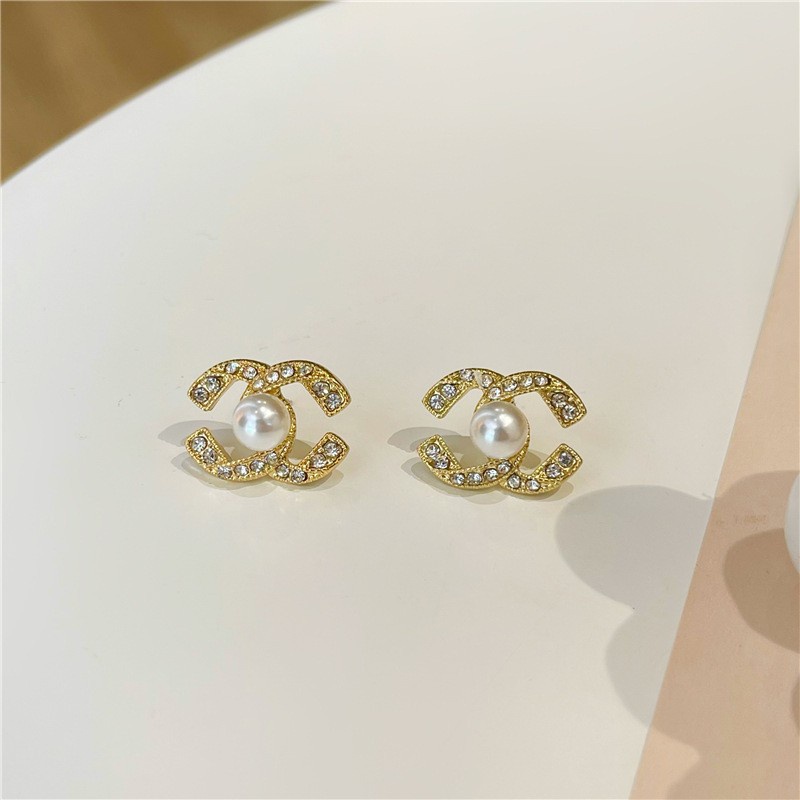 Khuyên Tai Nữ Chữ Đính Đá Viền Sáng Lấp Lánh Trang Sức Nữ Dễ Thương Giá Rẻ CN127 Bling On