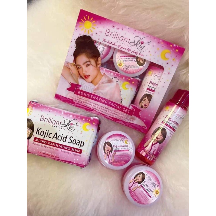 Sét Kem Trẻ Hóa Làn Da Rực Rỡ Brilliant Skin Essentials bộ 4 món