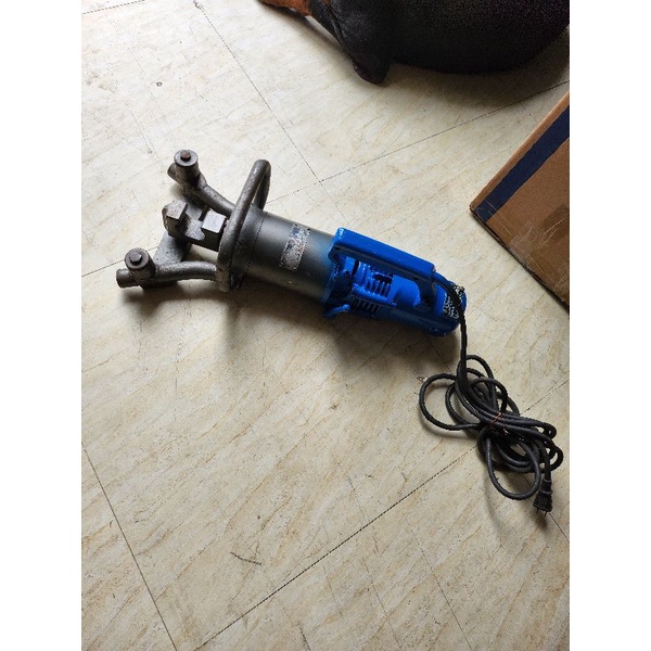 Máy Uốn Sắt Thủy Lực Cầm Tay Phi 32 Ogura- Hàng Bãi Nhật