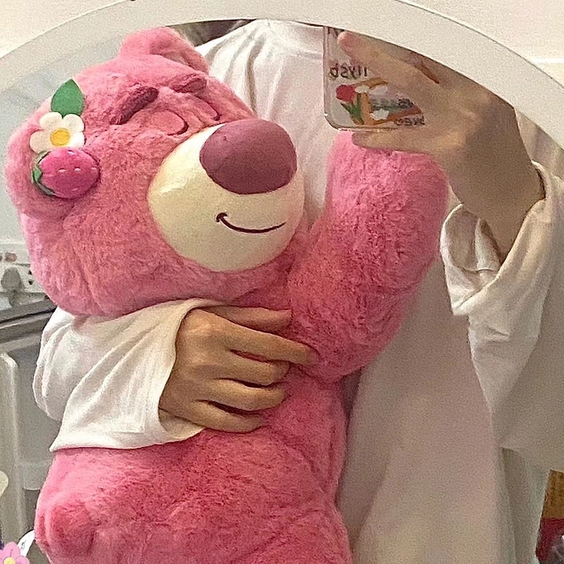 Gấu bông Lotso mùi thơm dâu nhẹ, thú nhồi bông Lotso tai dâu nằm cao cấp dễ thương