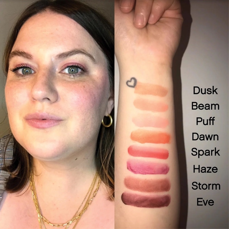 Má hồng kem Glossier $20