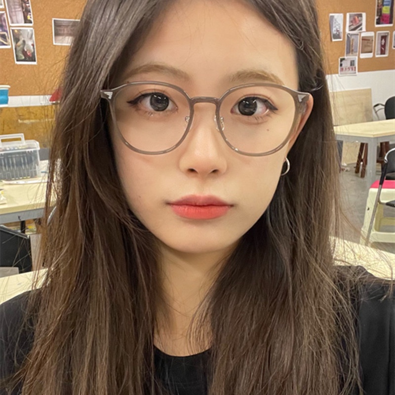 Mắt Kính Chống Bức Xạ Ttr90 Cho Cả Nam Và Nữ