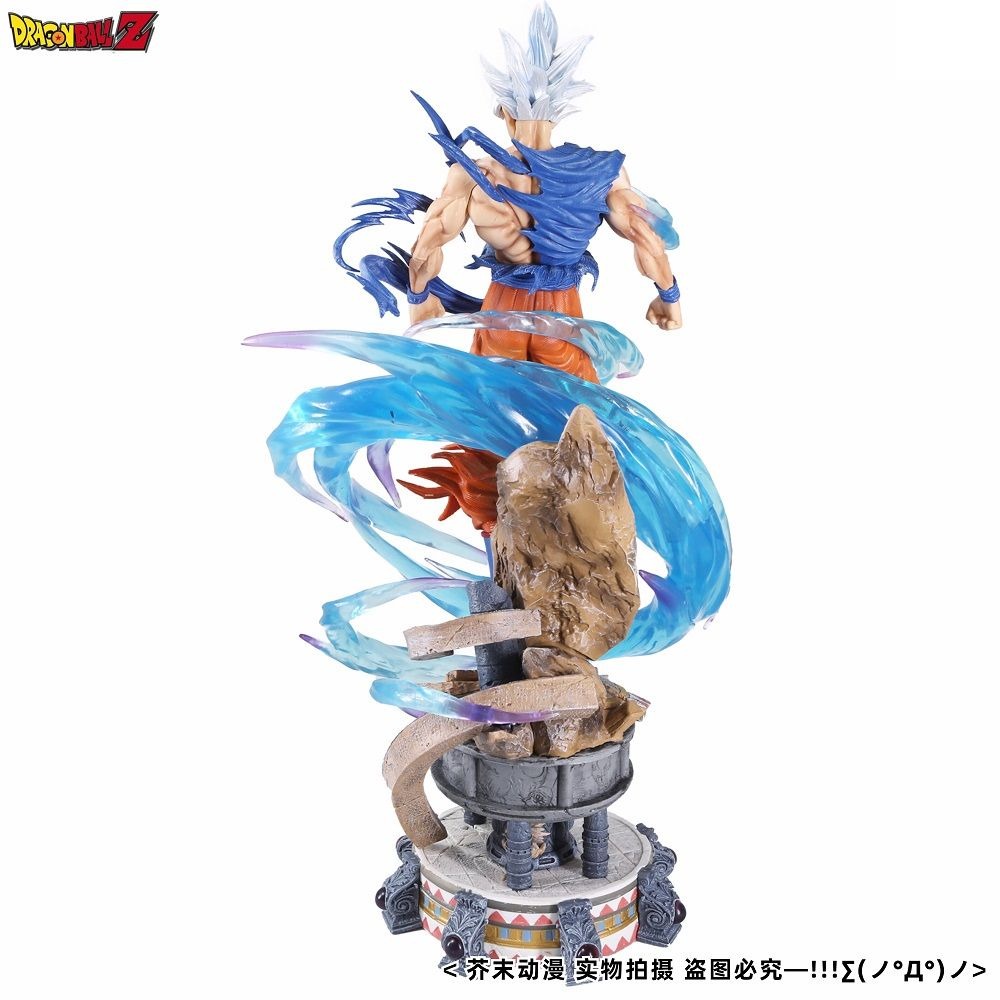 Mô Hình Nhân Vật Son Goku Thiết Kế Thoải Mái Độc Đáo