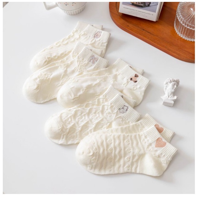 Tất nữ cổ ngắn trắng cute hình Gấu_Vải cotton co giãn phong cách style Vintage hàn quốc