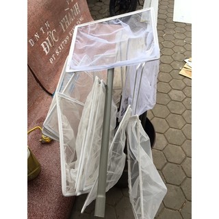 Vợt xúc cá vuông 40cm*30cm cán nhựa ,xúc cá tôm , rác thải... cho ao nuôi tôm cá