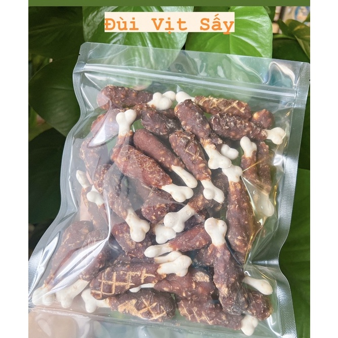 Bánh thưởng cho chó mèo thú cưng