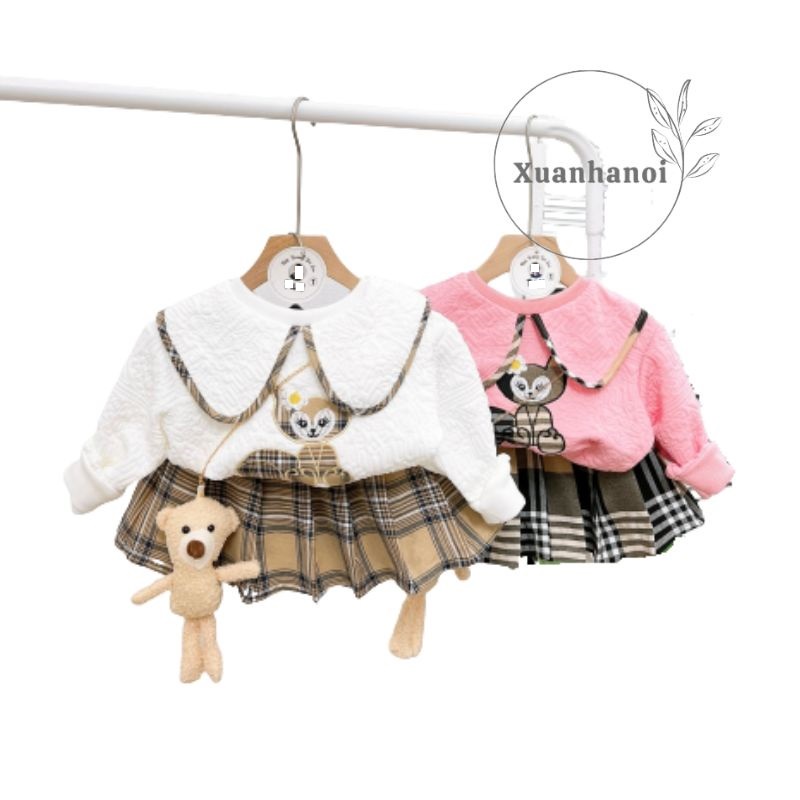 Váy bé gái áo gấm xốp và chân váy kẻ xếp ly liền quần kèm gấu đeo chéo XHN1084