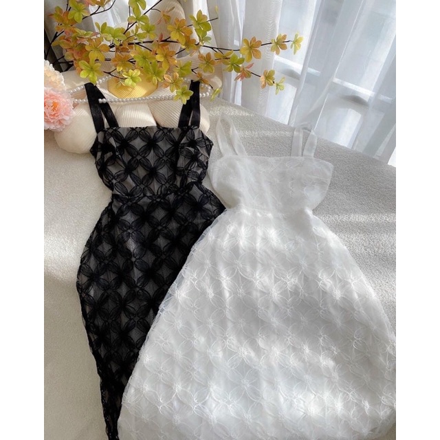 Đầm voan ren dáng dài