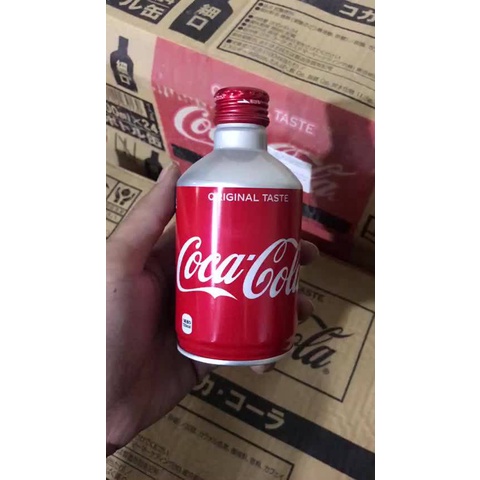 Coca Cola Có Nắp Vặn Nội Địa Nhật Bản Nước Ngọt Có Ga Ít Đường 300ml