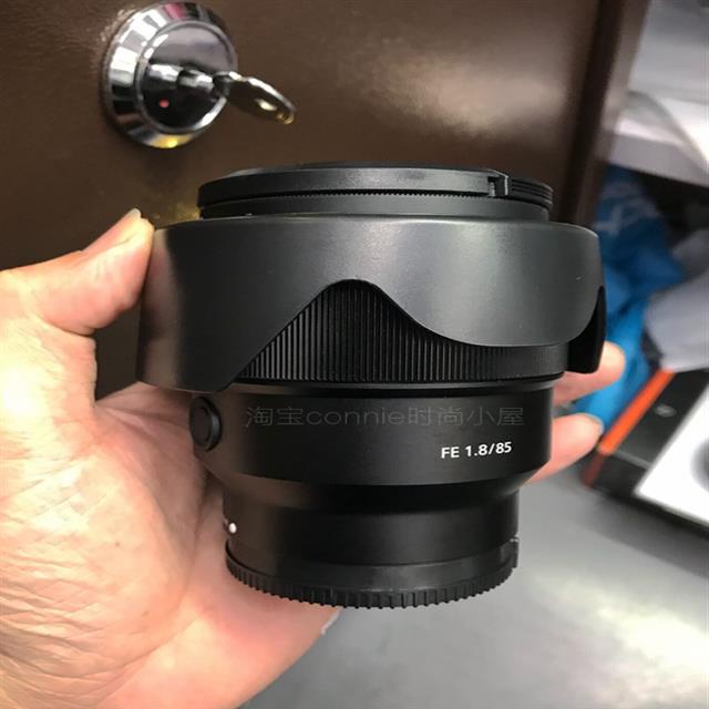Khóa Đảo Ngược Không Góc C26N Cho SONY FE 85 1.8 85mm F1.8 Hood SH150
