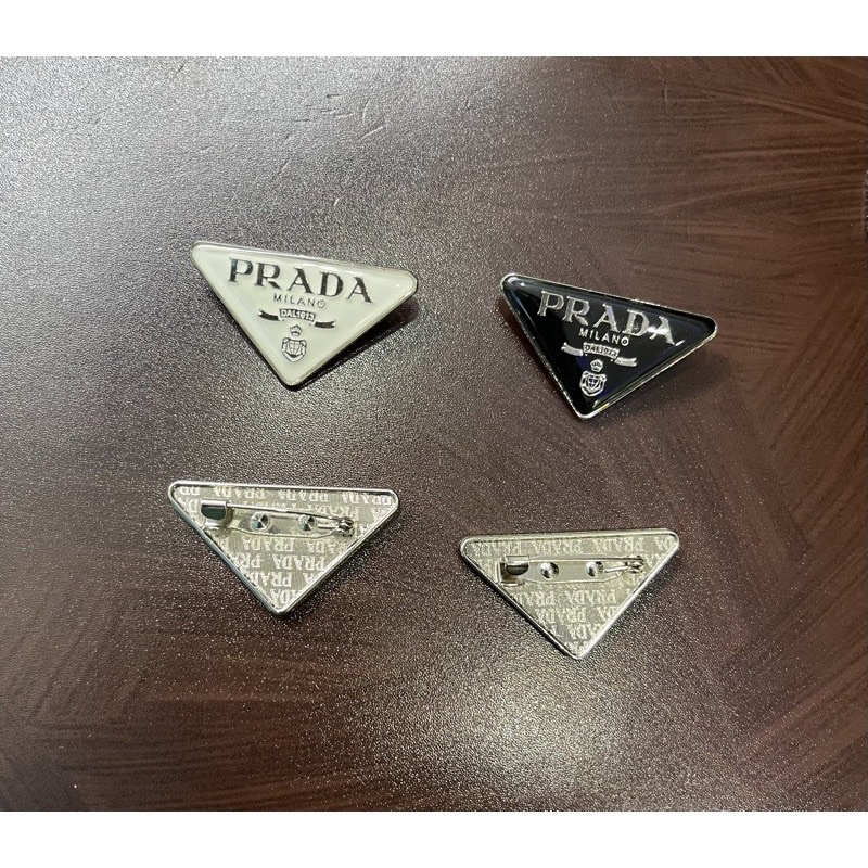 Cài áo,tag áo, trâm ghim 𝙋𝙧𝙖 mini-2 màu,unisex, cao cấp