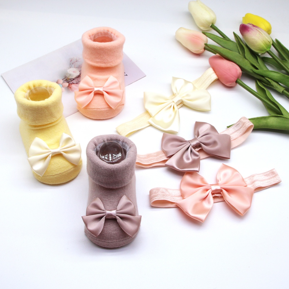 Set 2 Đôi Tất Cotton Đính Nơ + Băng Đô Dễ Thương Cho Bé
