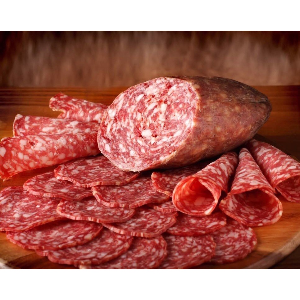 Salami hun khói - Salami cây Micoan hàng nội địa Nga . Món ăn truyền thống của NGa . Trọng lượng  600g<
