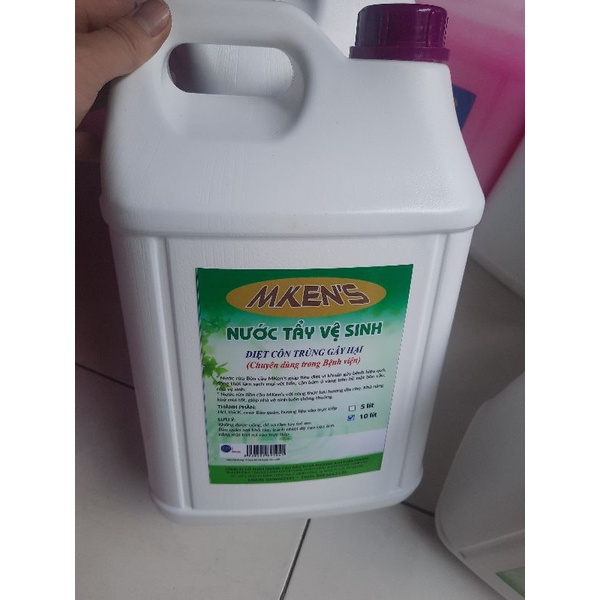 Tẩy nhà vệ sinh can 10L
