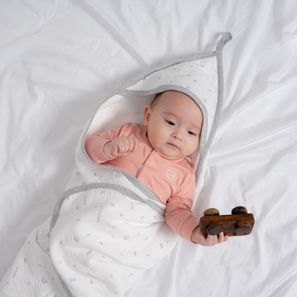 Chăn Ủ cho bé chất liệu sợi Muslin mềm mại, chăn ủ có mũ ấm áp BU Baby AMU081700