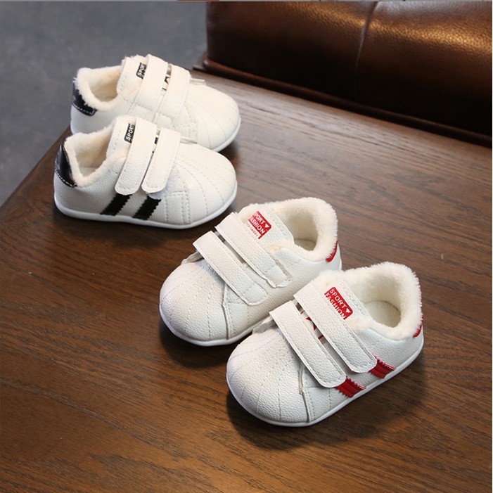 Giày thể thao trẻ em đế mềm 0 - 2 tuổi, giày thể thao dáng adidas cho bé trai bé gái lót lông siêu ấm