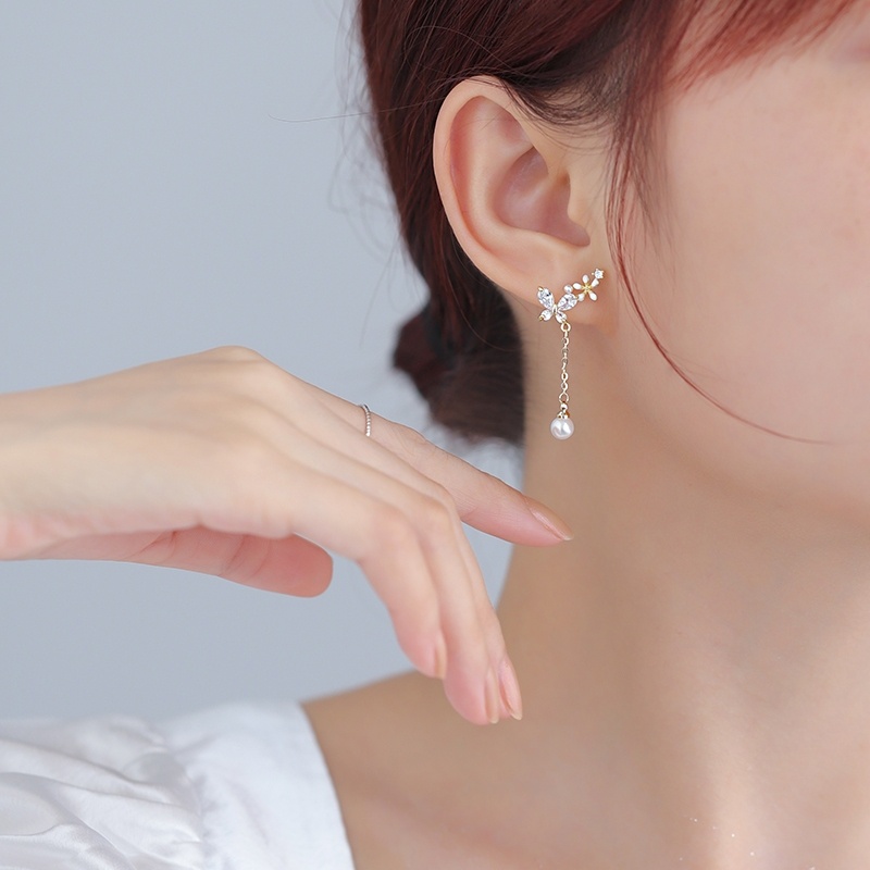 Bông Tai Hình Hoa Đính Ngọc Trai Nhân Tạo Phối Tua Rua Phong Cách Hàn Quốc Dễ Thương Thời Trang Cho Nữ