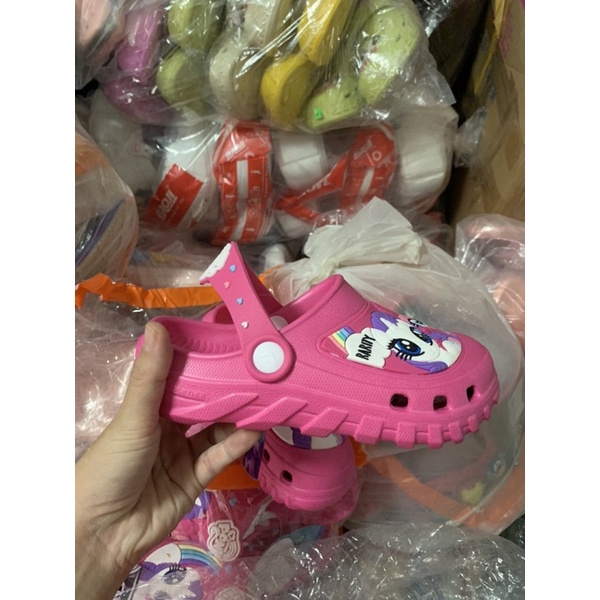 Sục ngựa pony adda thái lan cho bé