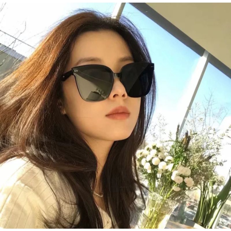 Mắt kính GM LOCELL màu đen bảng vuông thời trang