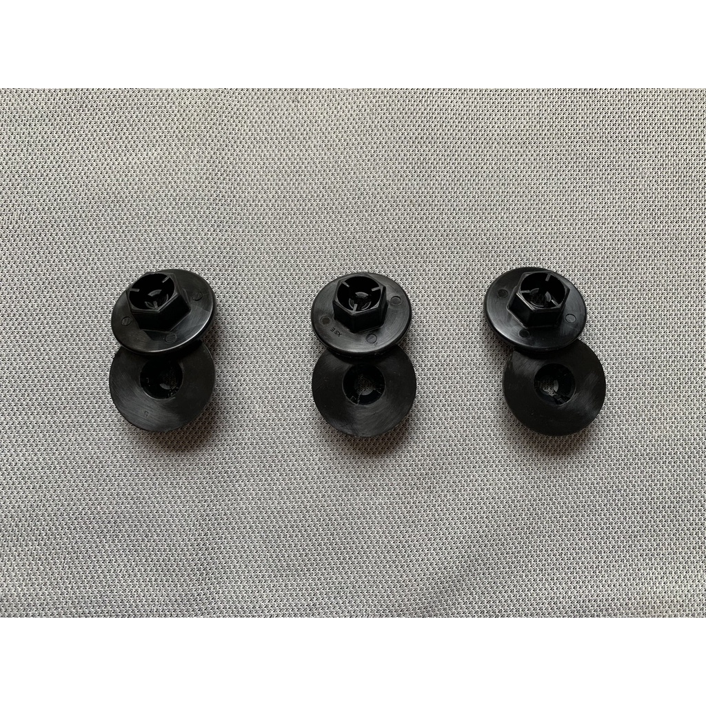 Đai ốc bắt lòng dè sau  HYUNDAI KIA