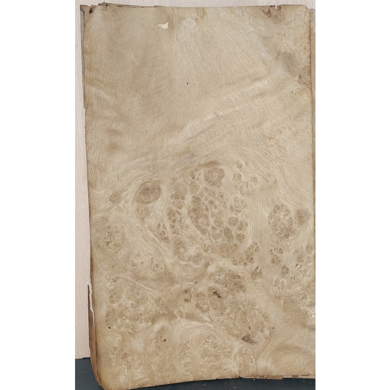 Ván lạng Nu Oak   QC 0.6mm * 190mm * 320 mm  dùng dán thùng loa,  làm đồ trang trí, handmade,...