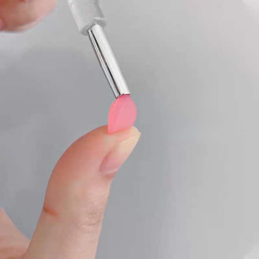 Cọ Tô Son Môi Chất Liệu Silicon Không Nhòe Tiện Dụng