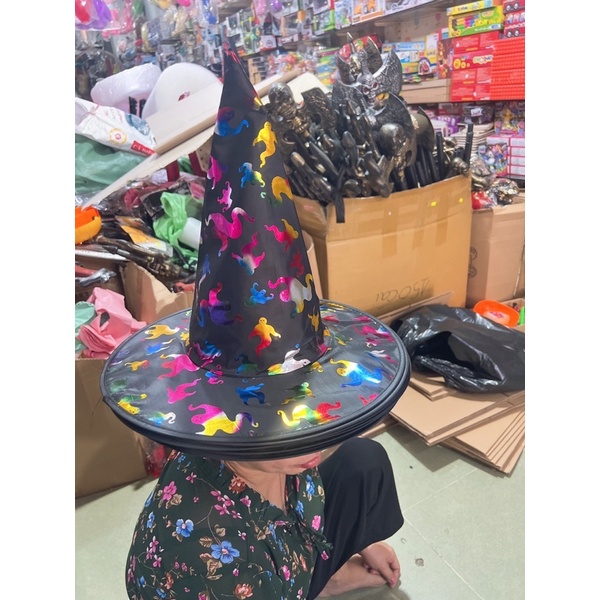 Nón  phù in nhũ Halloween dành để hoá trang lễ hội