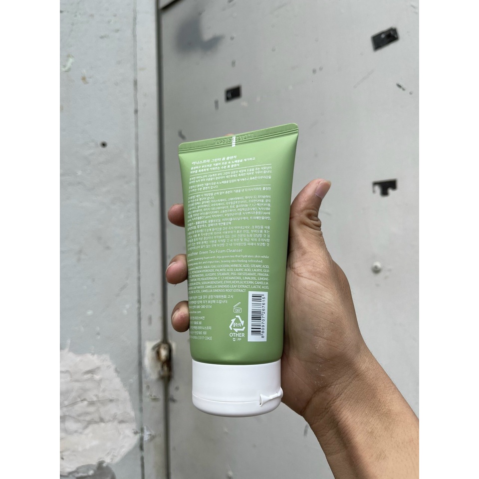 Sữa Rửa Mặt Chiết Xuất Từ Trà Xanh Innisfree Green Tea Foam Cleanser 150g