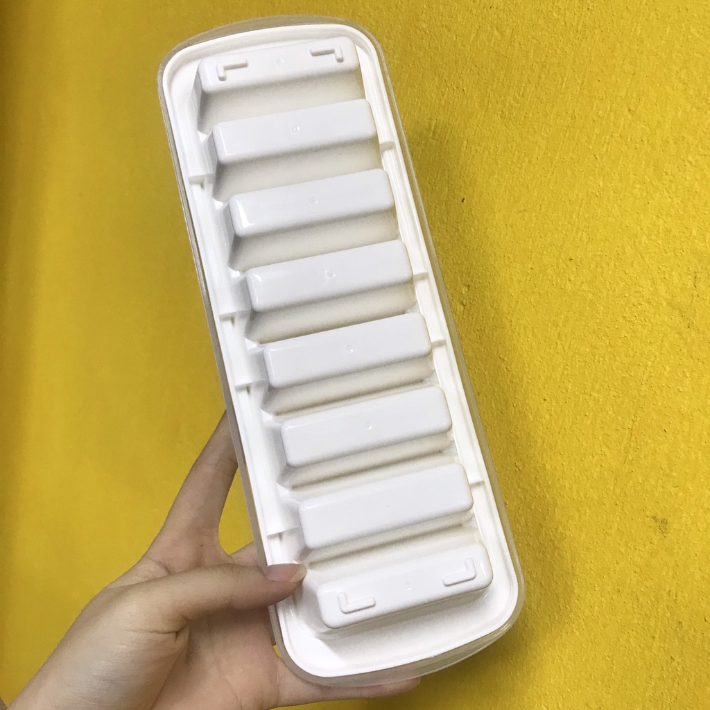 KHAY ĐÁ 8V CÓ NẮP INOMATA NHẬT BẢN