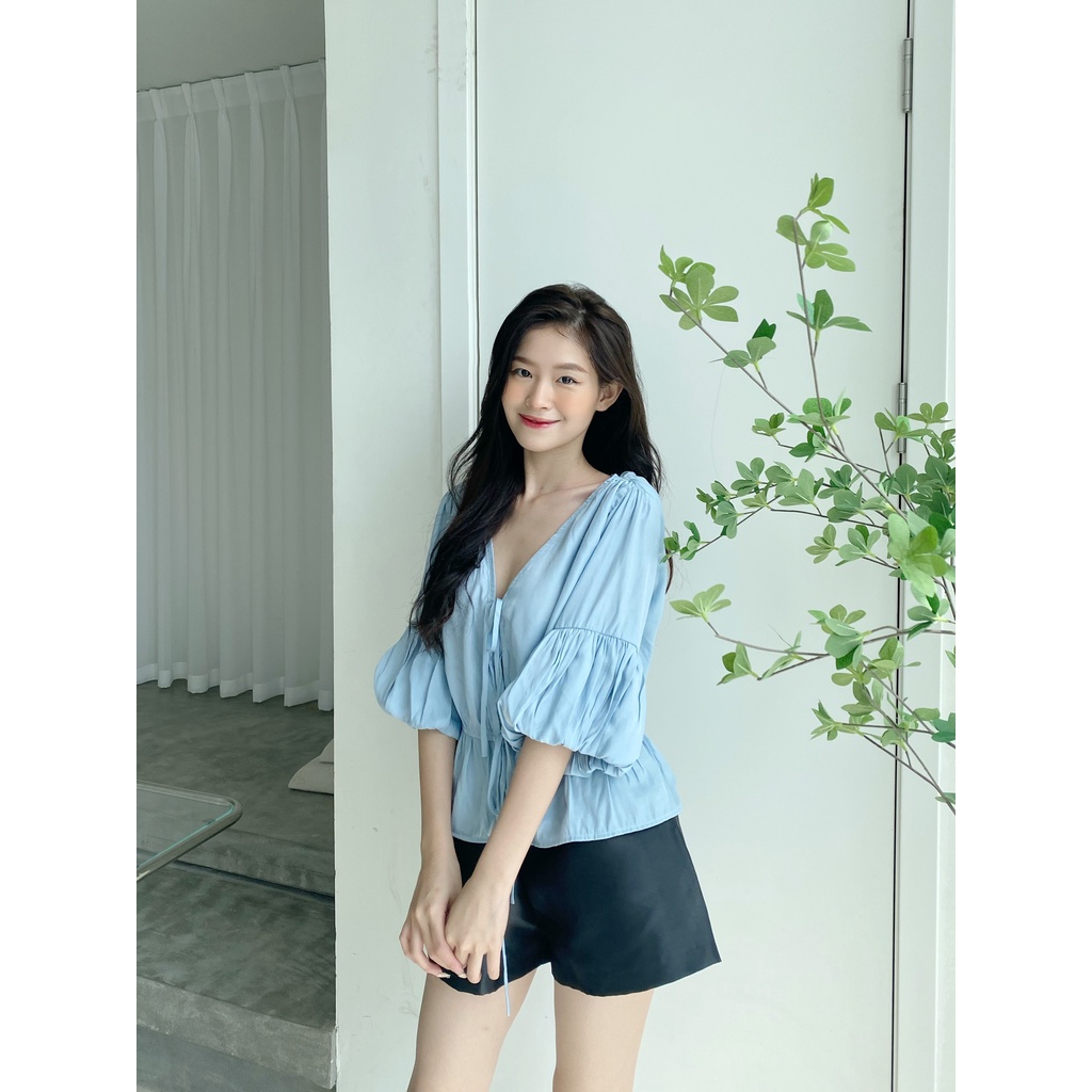 YU CHERRY | Áo cột nơ trước ngực, tay bồng Puff Sleeve Tie Top YA434