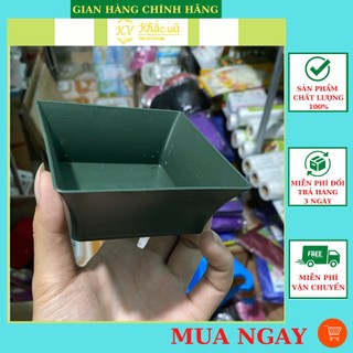 Bát vuông cắm hoa tươi kích thước 9cm x 9cm x 3.5cm