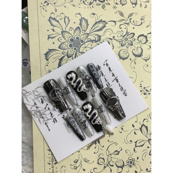 Charm rồng trang trí móng tay mẫu mới