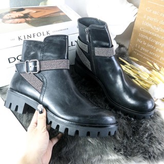 Boot xuất dư viền đá Tamaris