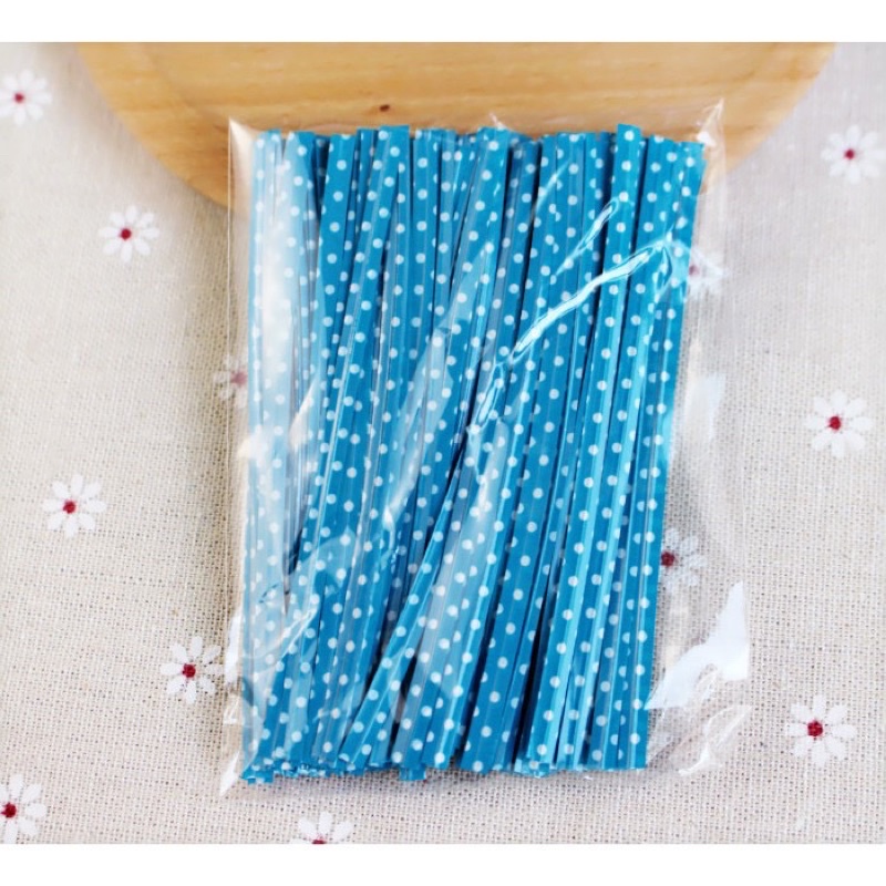 Dây thiếc buộc túi bánh 100c