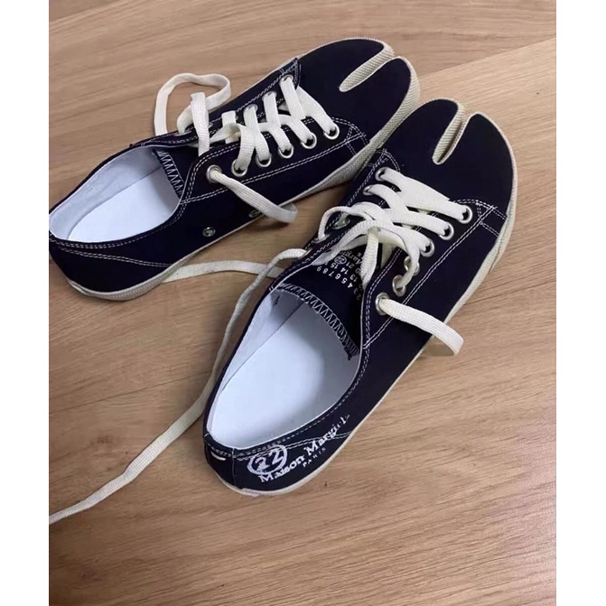 Giày thể thao xuất xịn