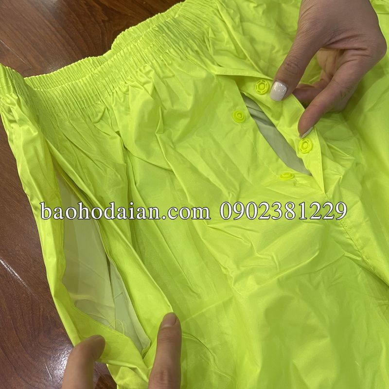 Áo mưa bộ phản quang xanh chuối Deltaplus EN400 LV