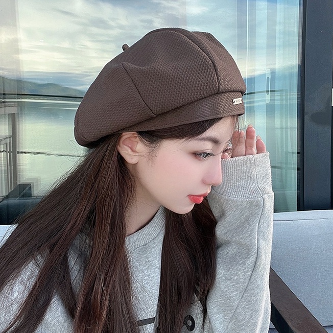 Mũ Beret Màu Đen Đính Nhãn Kim Loại Thời Trang Thu Đông Nhật Hàn