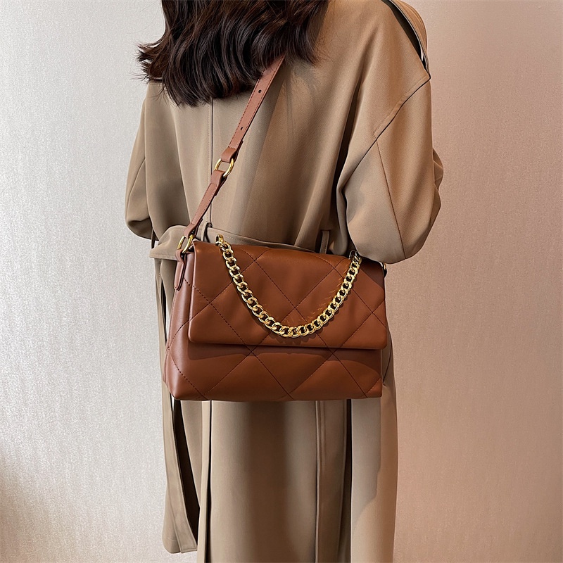 Túi Đeo Chéo Dây Xích Hình Thoi Thời Trang Cho Nữ