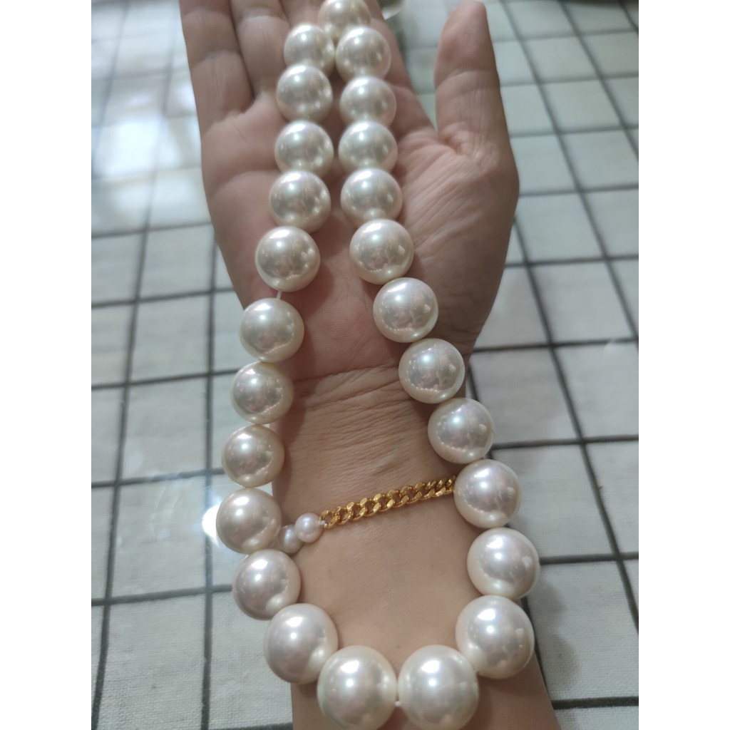 Vòng cổ Vàng Trắng 14K Mặt Vỏ Sò Tròn 17 "Aaaa + 16mm