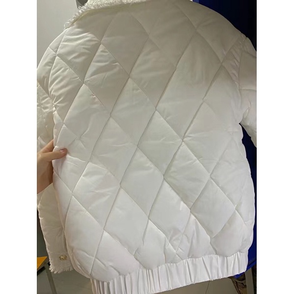 Áo phao trắng dáng ngắn hình trám cổ tay viền pha dạ tweed siêu xinh