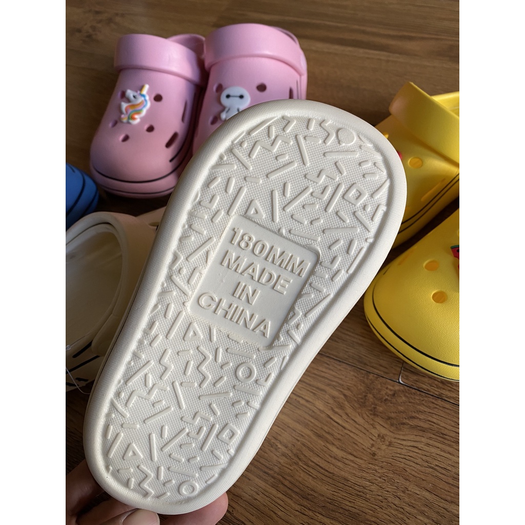 Dép sục eva siêu nhẹ chống trơn trượt cho bé