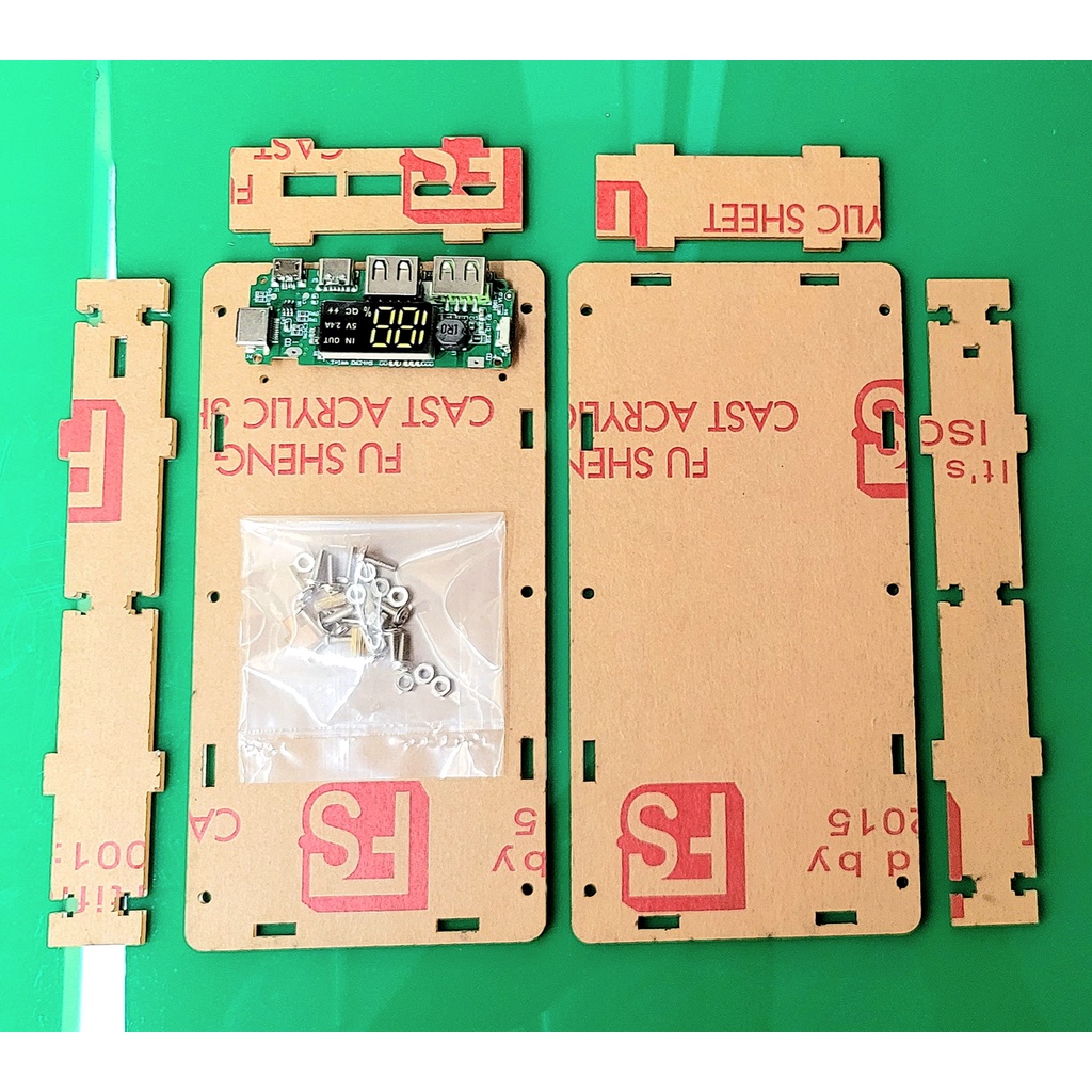 Box Sạc Mica dùng pin 18650 sử dụng mạch QC3.0 max 2.4A