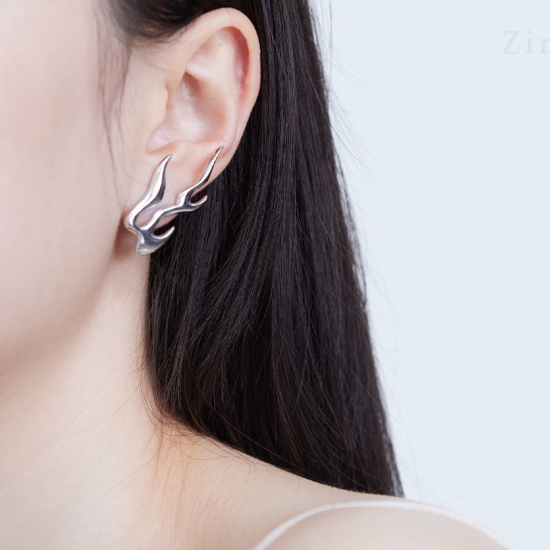 Khuyên Tai Bạc Hình Ngọn Lửa Cá Tính Thời Trang Cho Nam Và Nữ