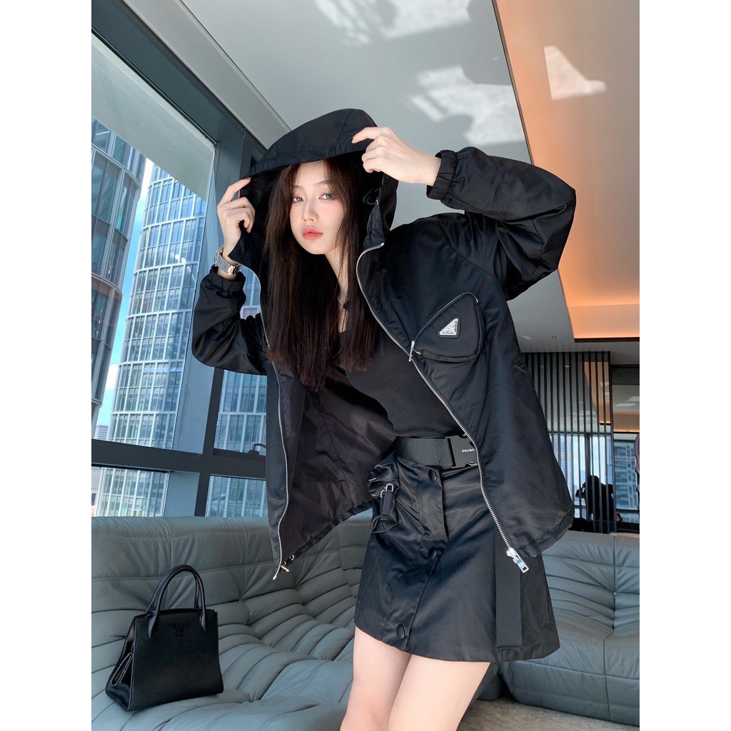 YZGZ PRADA P home early spring new nylon triangle bag logo metal socket with belt fashion casual hooded waist jacket