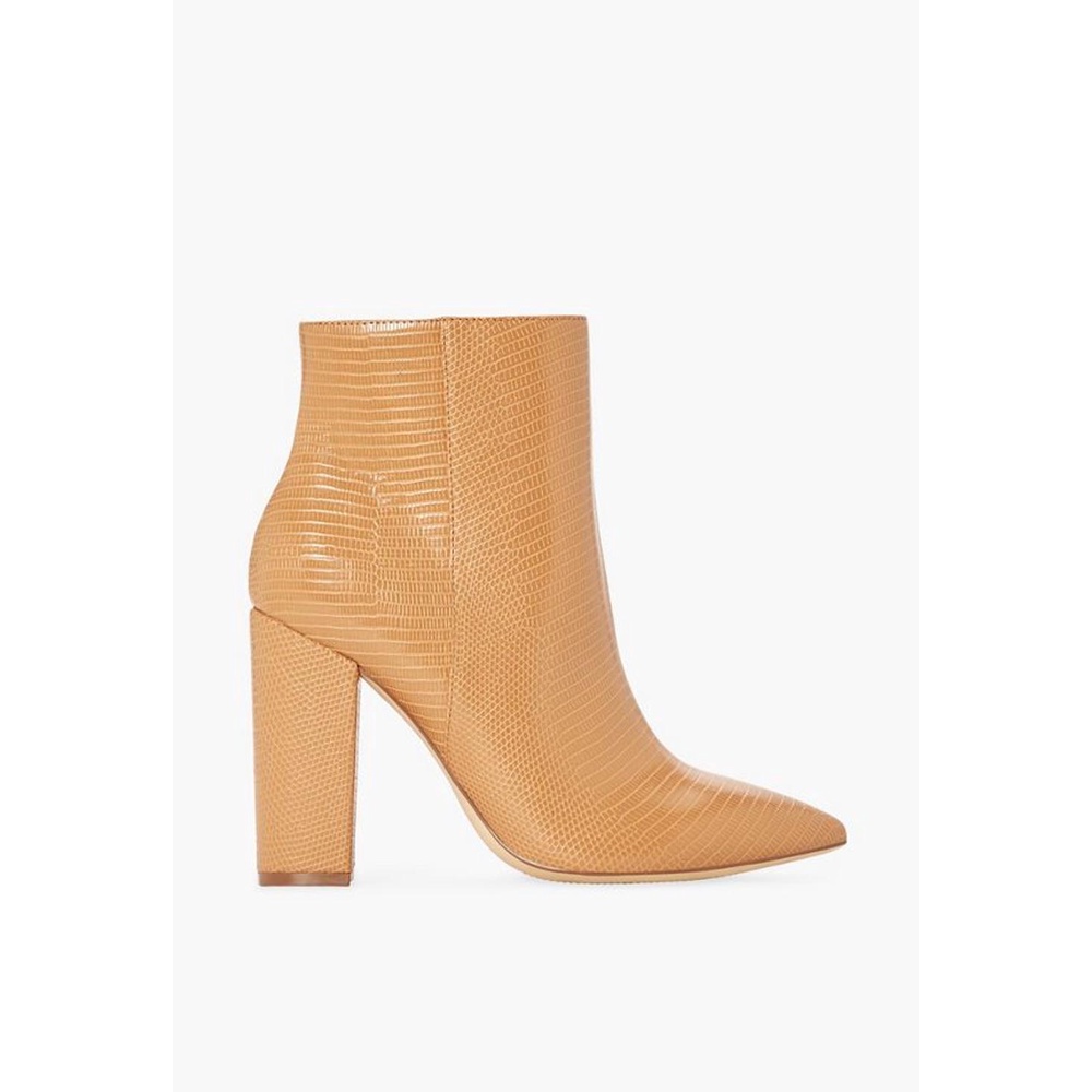 Boot cổ ngắn vân họa tiết Just Fab