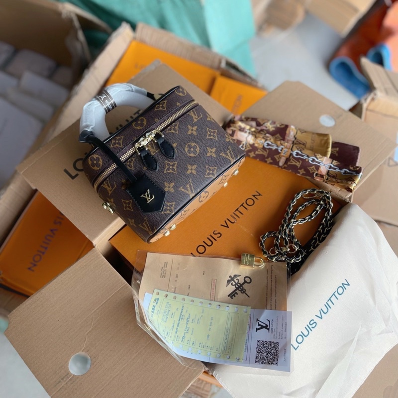 Túi Cốp LV hàng 2 box kèm khoá sz19